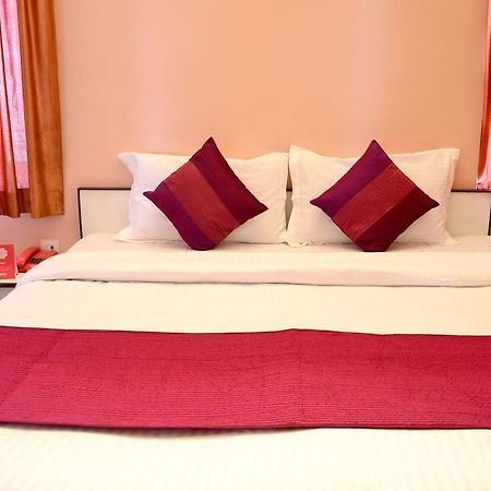 Oyo 6179 Hotel Aarjee Crescent Jaipur Extérieur photo